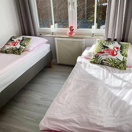 Haus-waldstrasse-whg-flamingo *